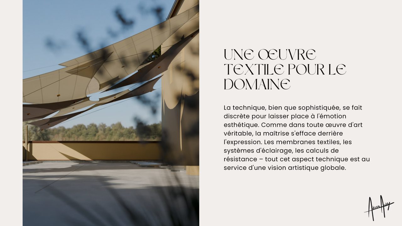 Voile claire le long d’un mur ocre, Provence